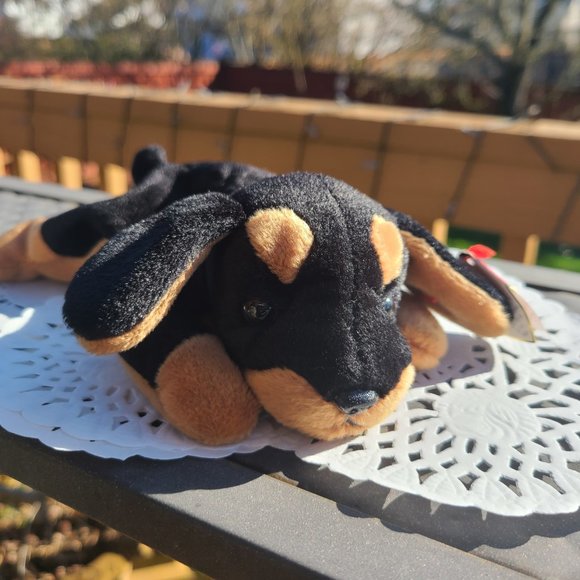 Vintage 1996 Doberman Beanie Babie - Picture 10 of 11
